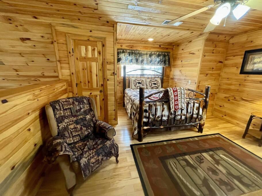 2 Bed Cabin Hot Tub Close To Helen #16 Ngoại thất bức ảnh